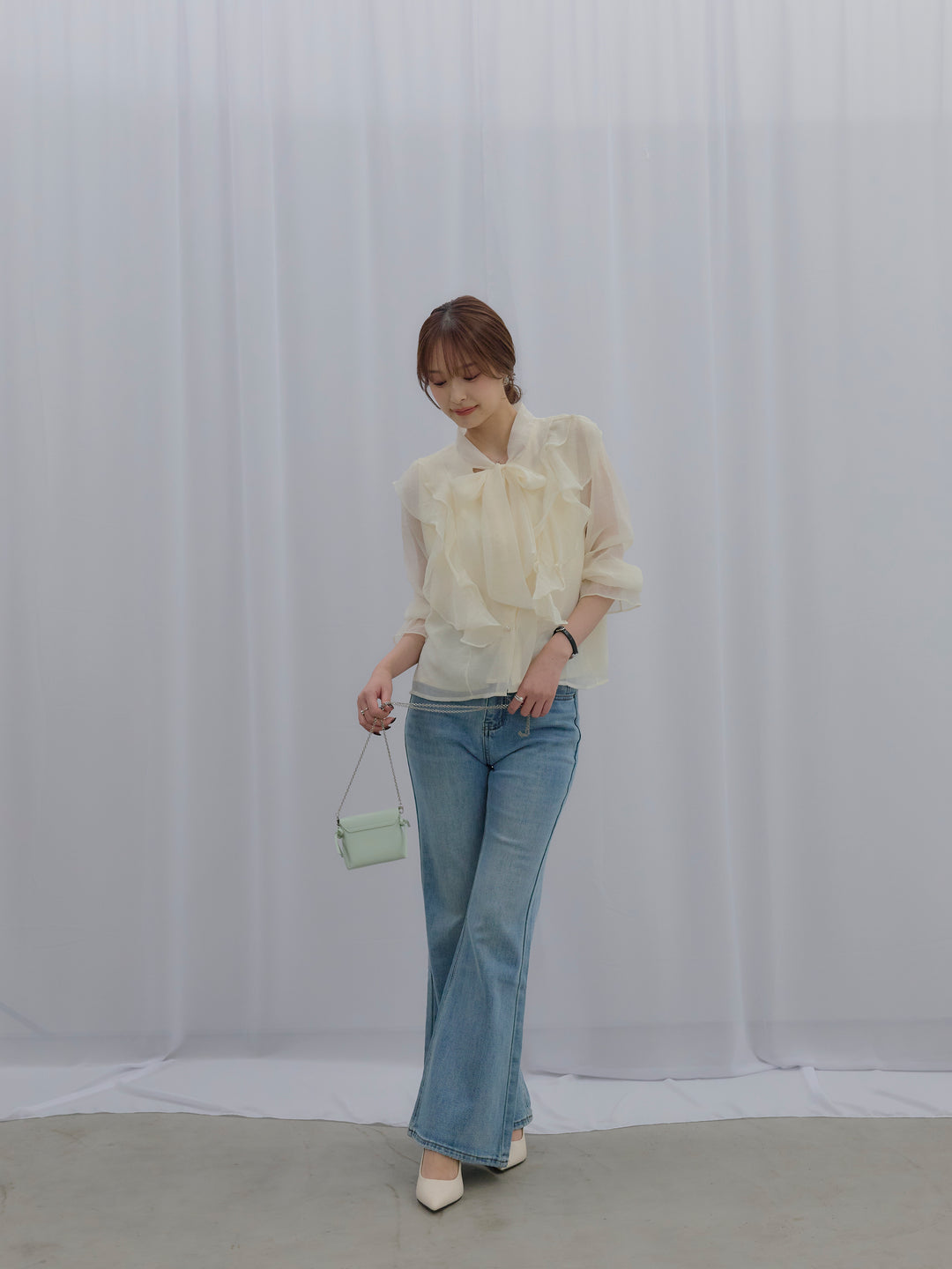 ボウタイフリルアソートブラウス