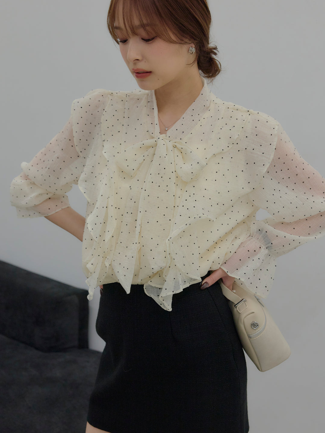 ボウタイフリルアソートブラウス