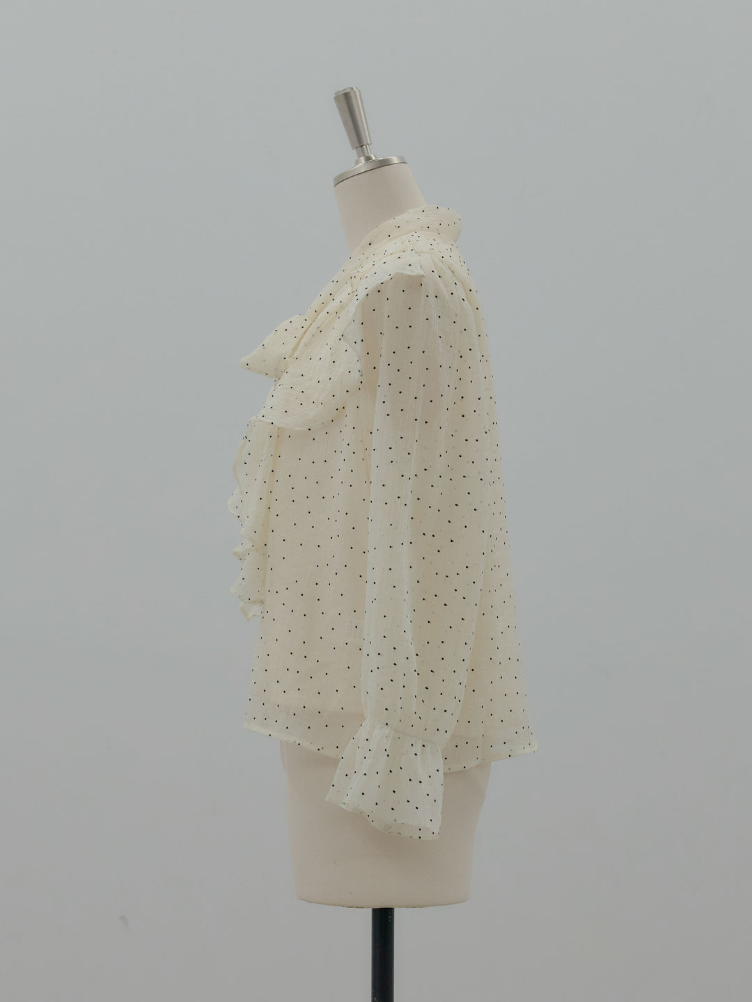 ボウタイフリルアソートブラウス