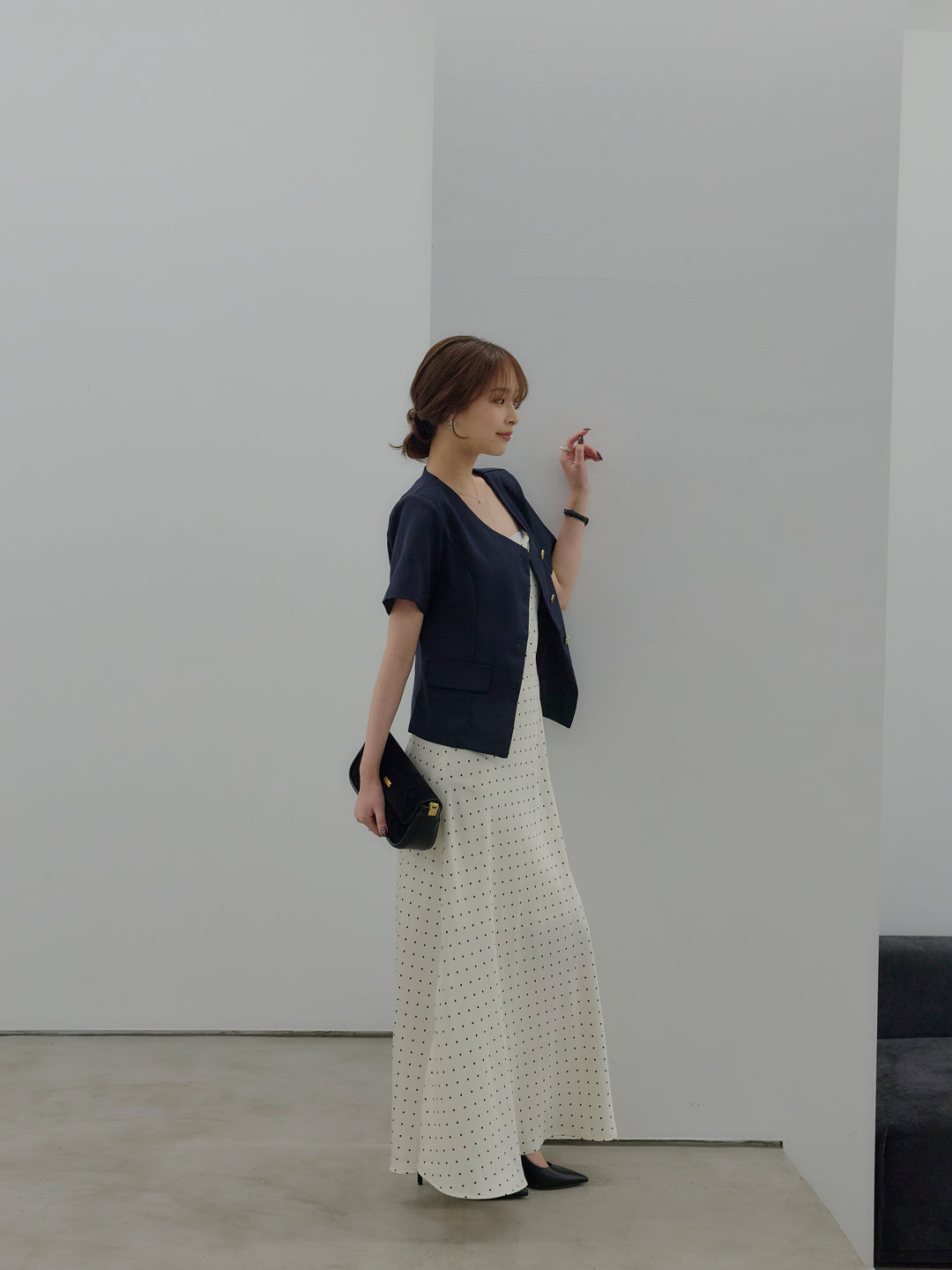 【SET】ゴールドボタンハーフスリーブジャケット+【Essential】Back open satin camisole dress(2set)