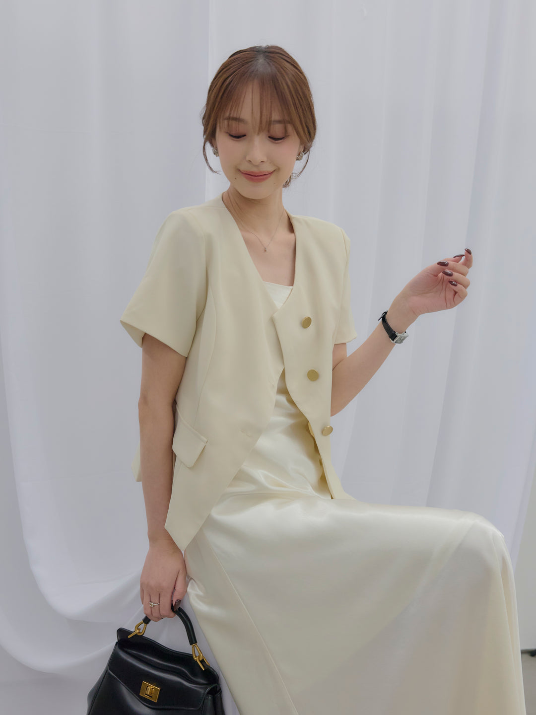 【SET】ゴールドボタンハーフスリーブジャケット+【Essential】Back open satin camisole dress(2set)
