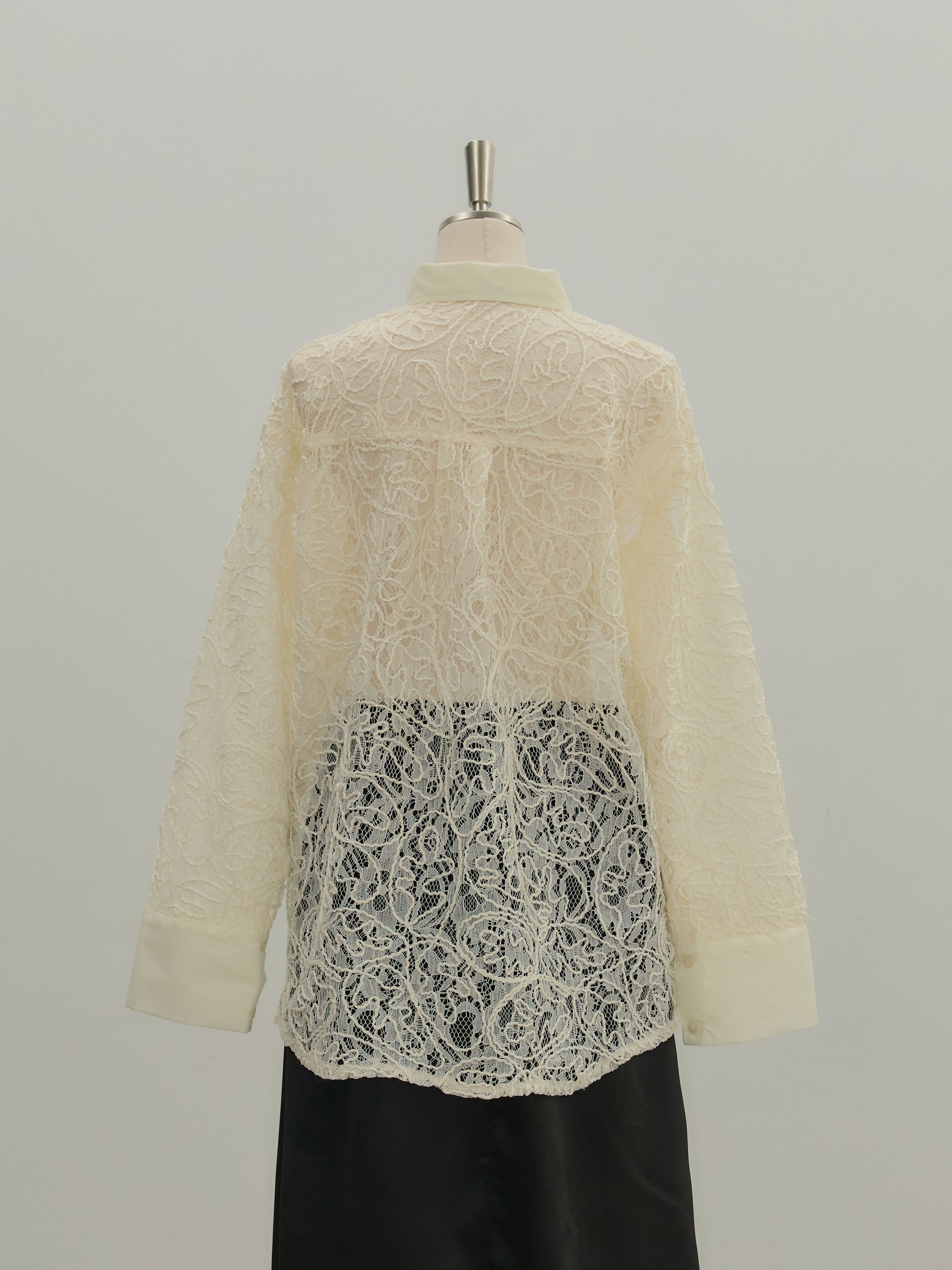 刺繍レースオーバーシャツ – nairo