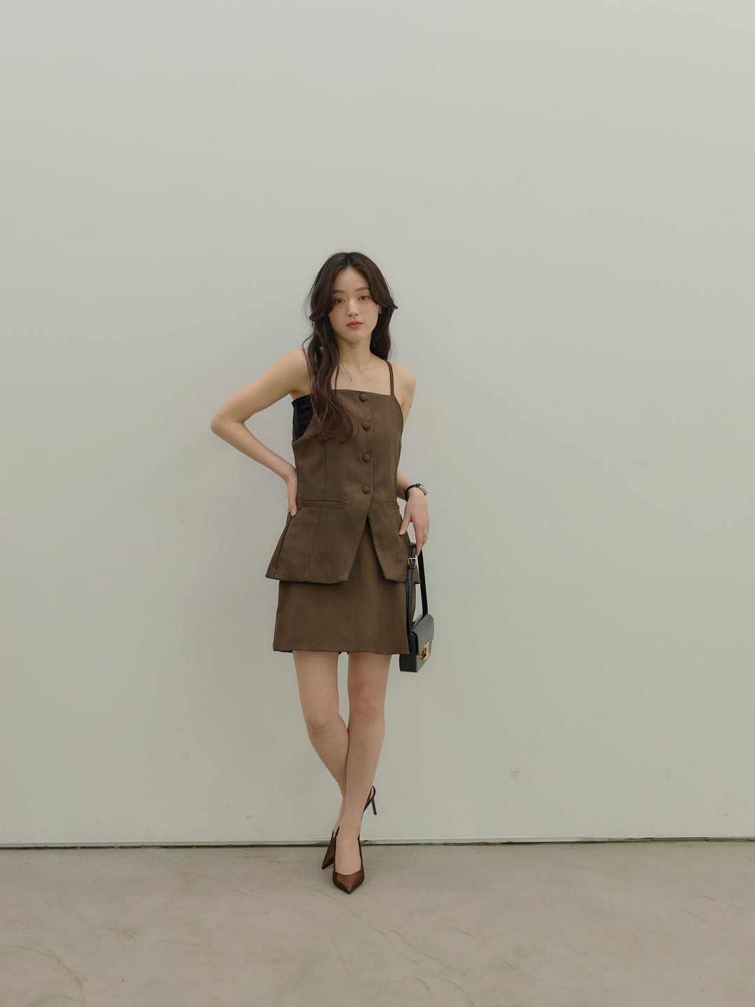 フロントボタンキャミビスチェ