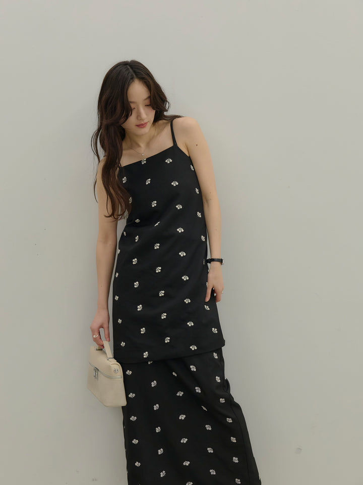 フラワー刺繍バックオープンチュニックキャミソール