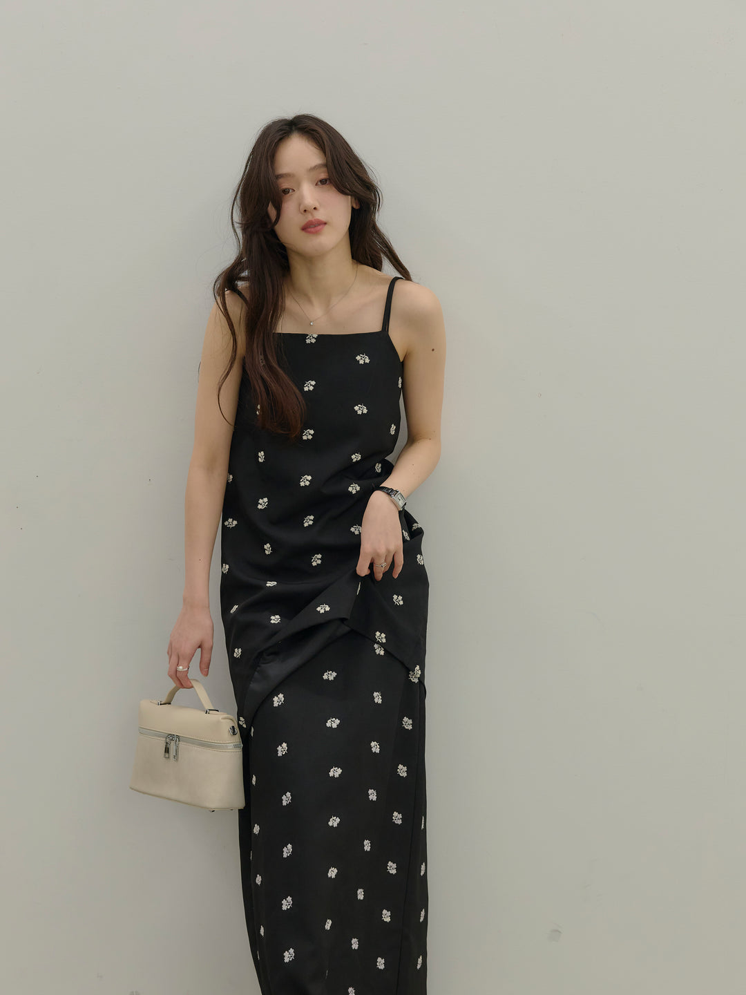 フラワー刺繍バックオープンチュニックキャミソール