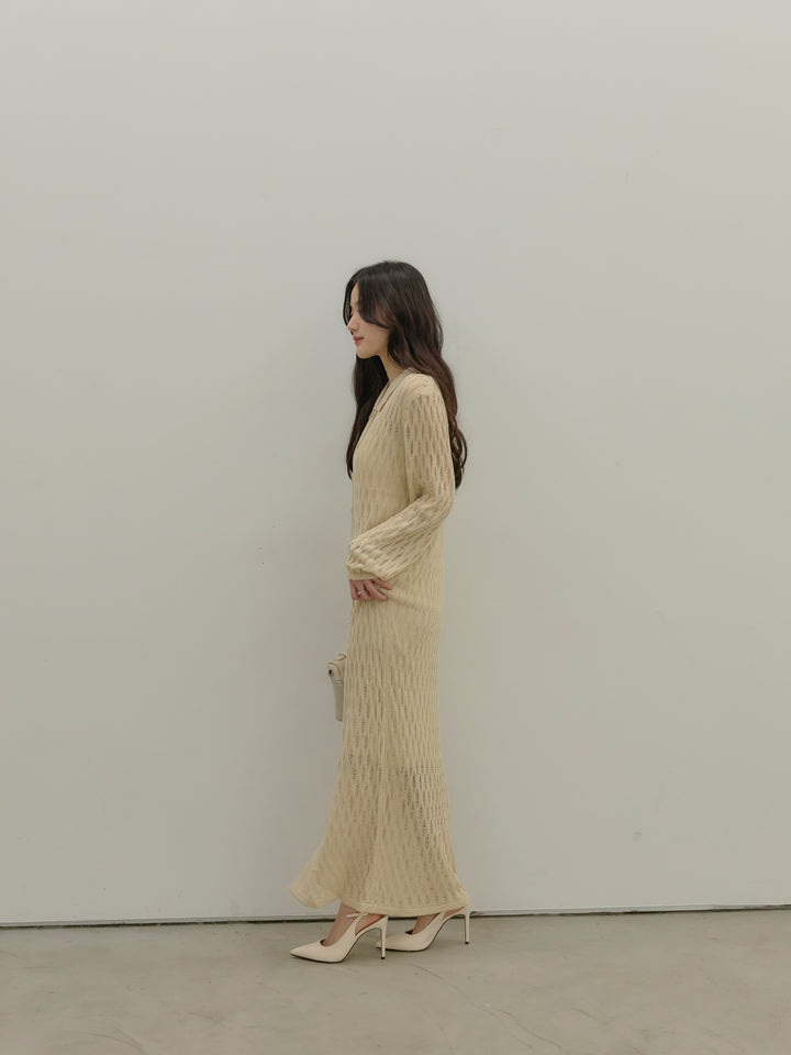 透かし編み襟付きニットドレス(インナーミニワンピ付き)