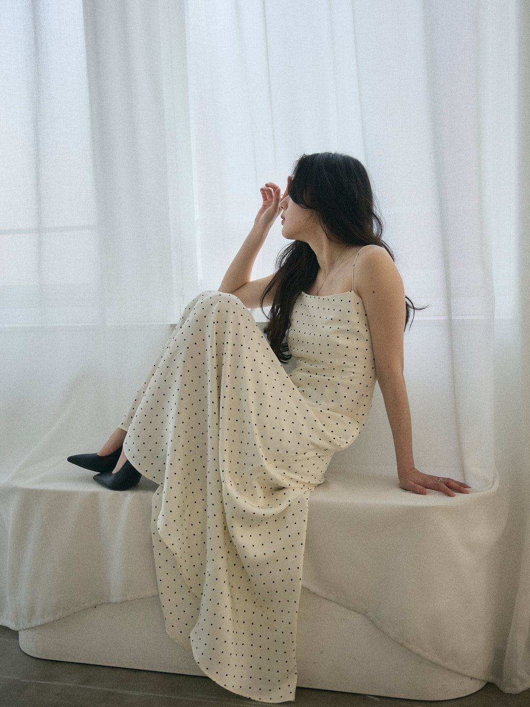 【Essential】Back open satin camisole dress