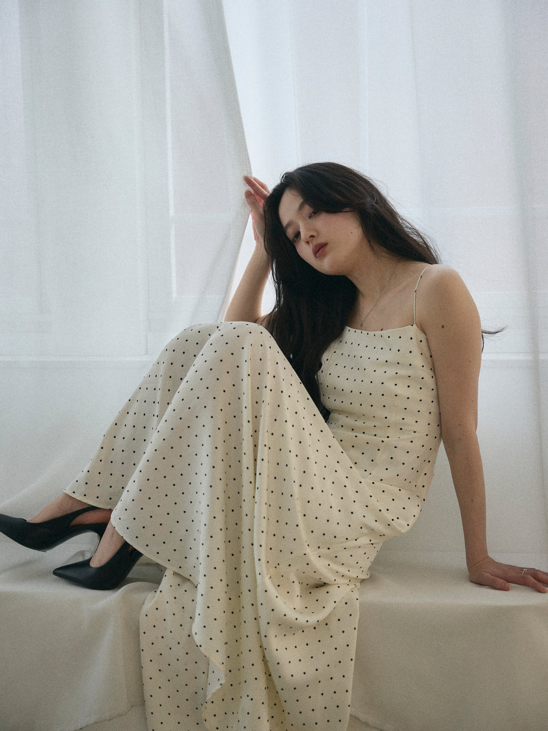 【Essential】Back open satin camisole dress