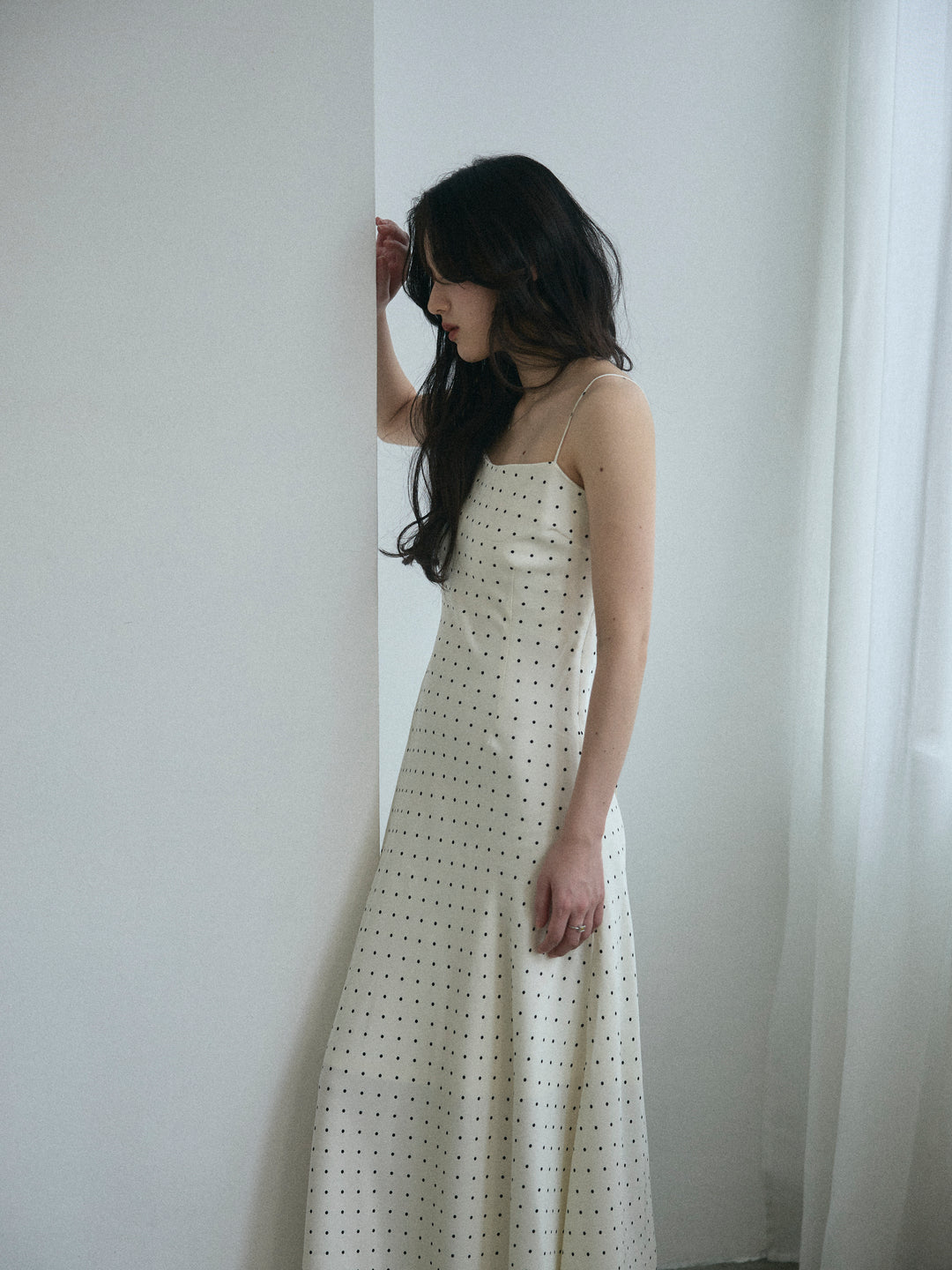 【Essential】Back open satin camisole dress