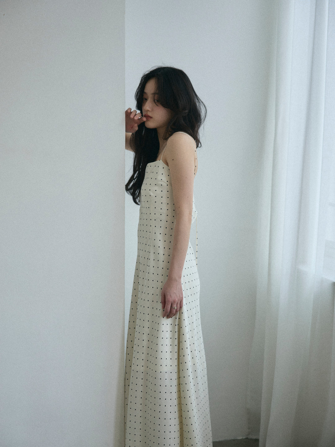 【Essential】Back open satin camisole dress