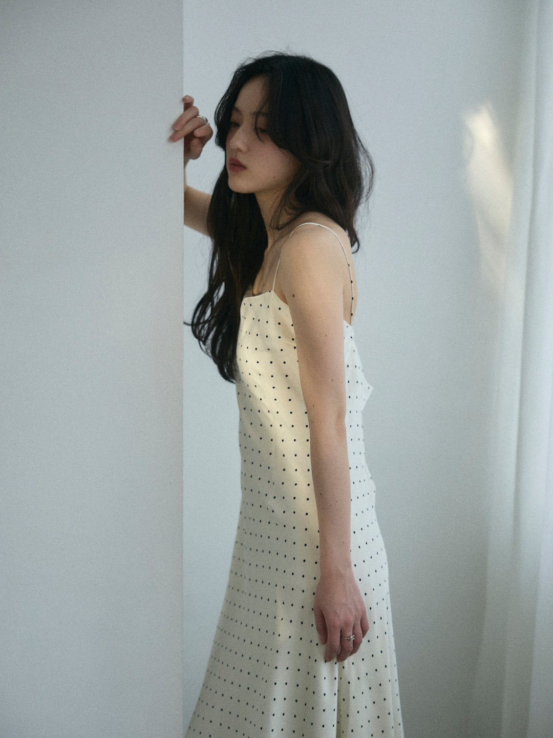 【Essential】Back open satin camisole dress