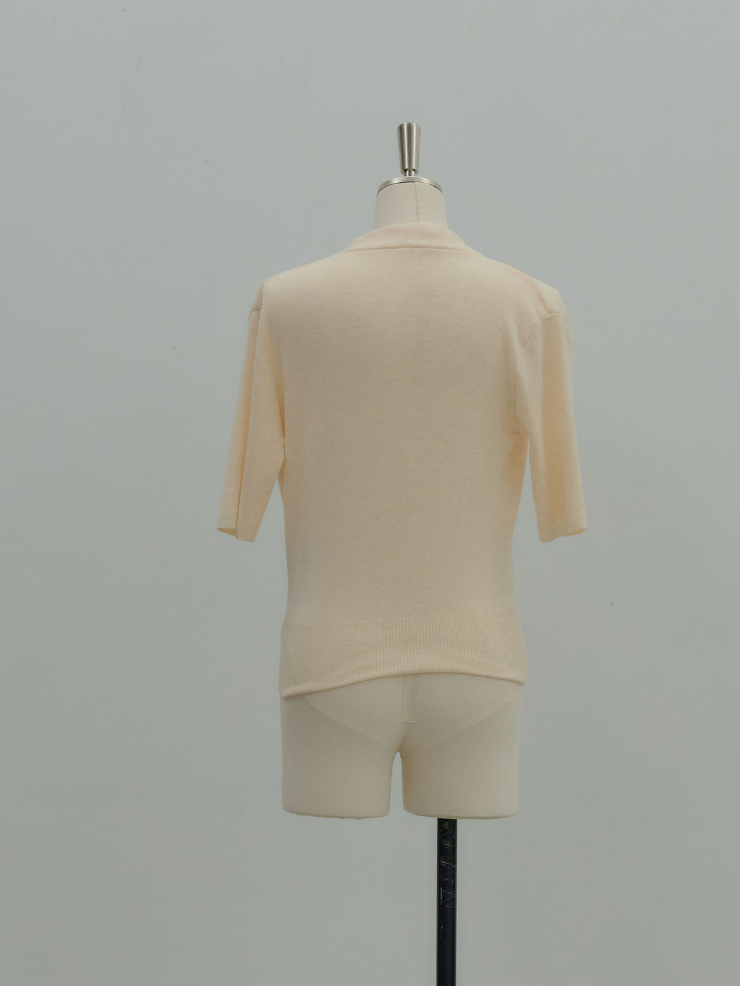 フロントクロスデザインニットトップス