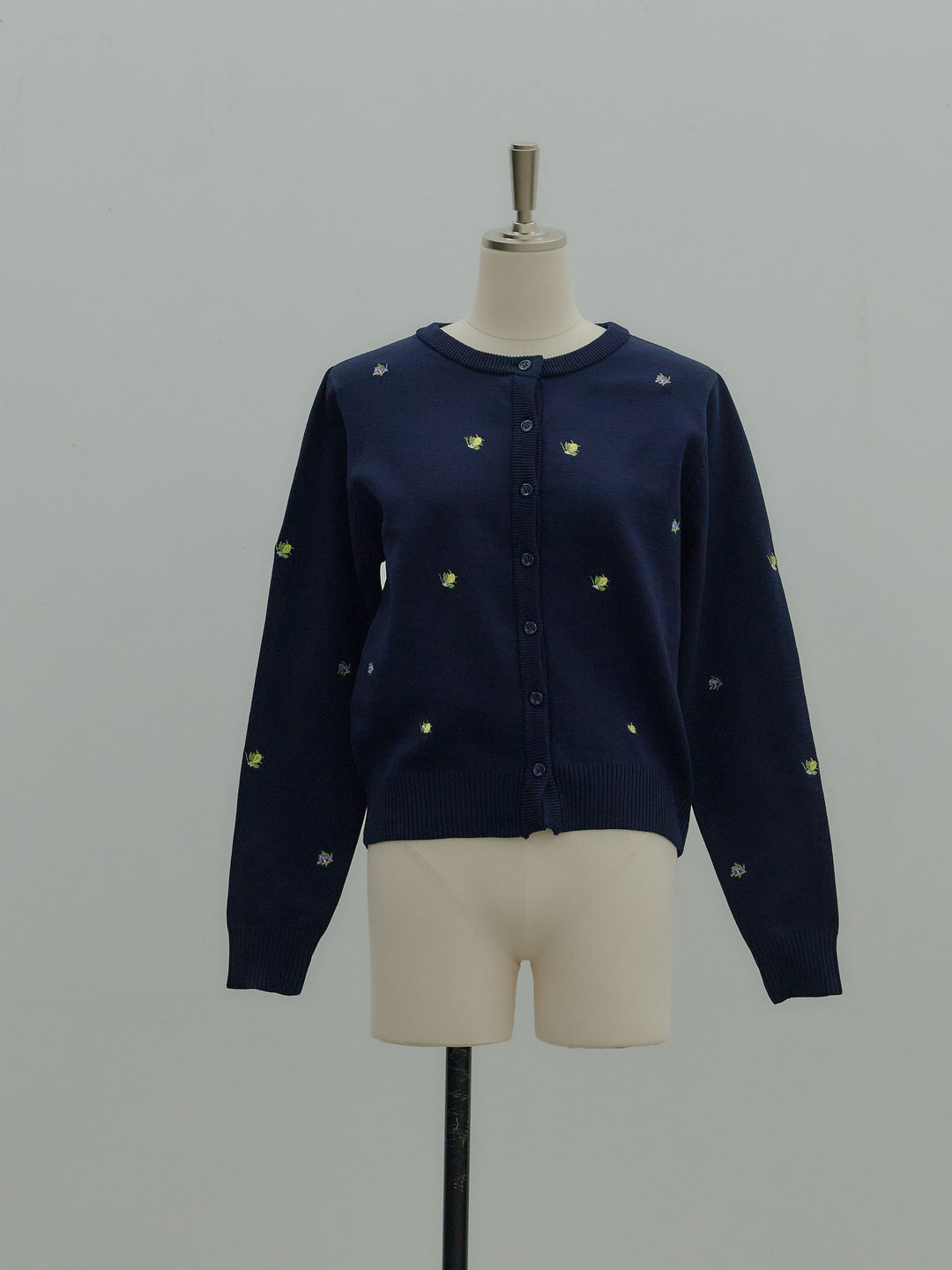 フルーツ刺繍クルーネックカーディガン