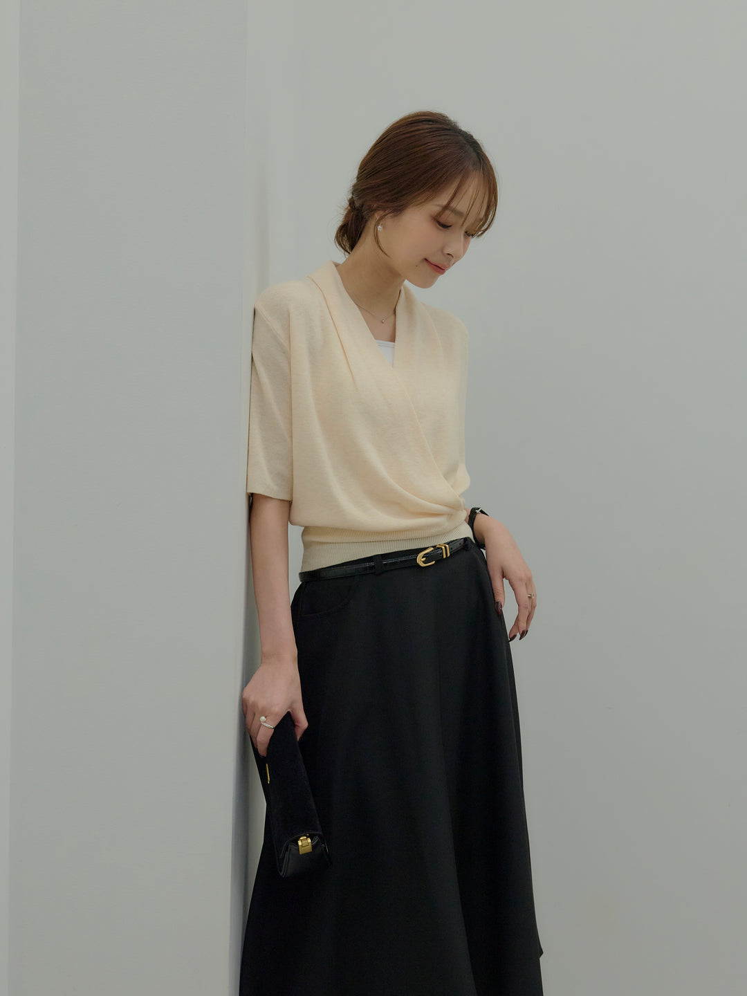 フロントクロスデザインニットトップス