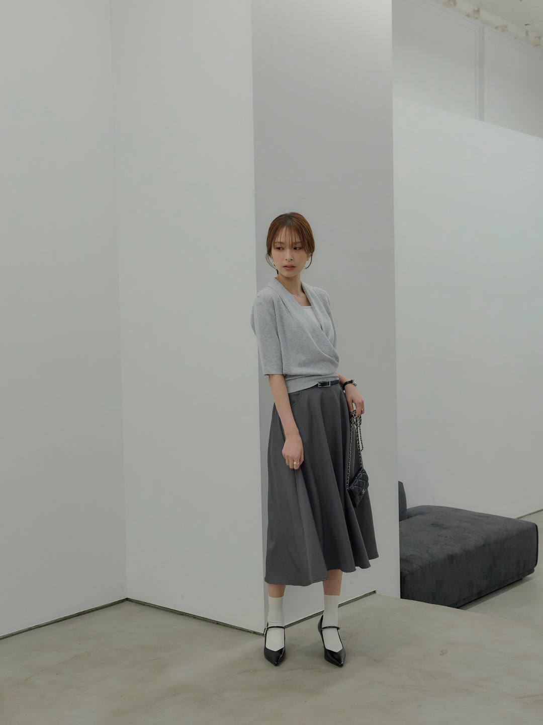 【SET】フロントクロスデザインニットトップス+ミモレ丈フレアスカート(2set)