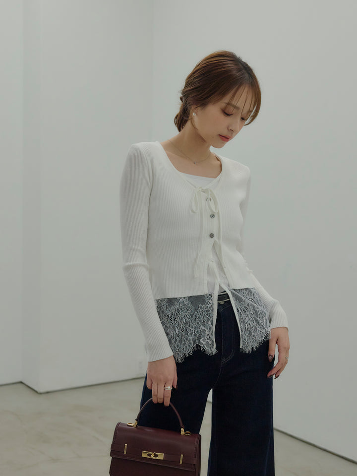 【SET】レースレイヤードデザインVネックトップス+カットリブカップ付きバッククロスキャミソール(2set)