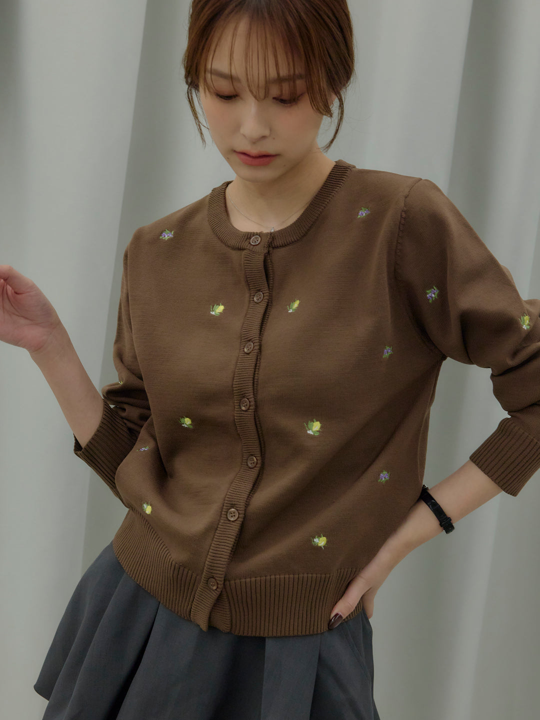 【SET】フルーツ刺繍クルーネックカーディガン+ベルトループバルーンミニスカート(ベルト&インパン付き)(2set)