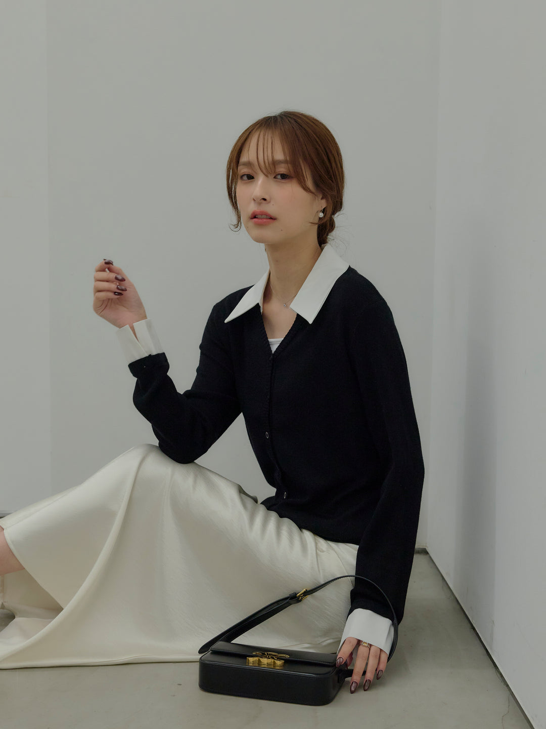 【SET】襟付きポロニットカーディガン+リュクスAラインサテンスカート(2set)