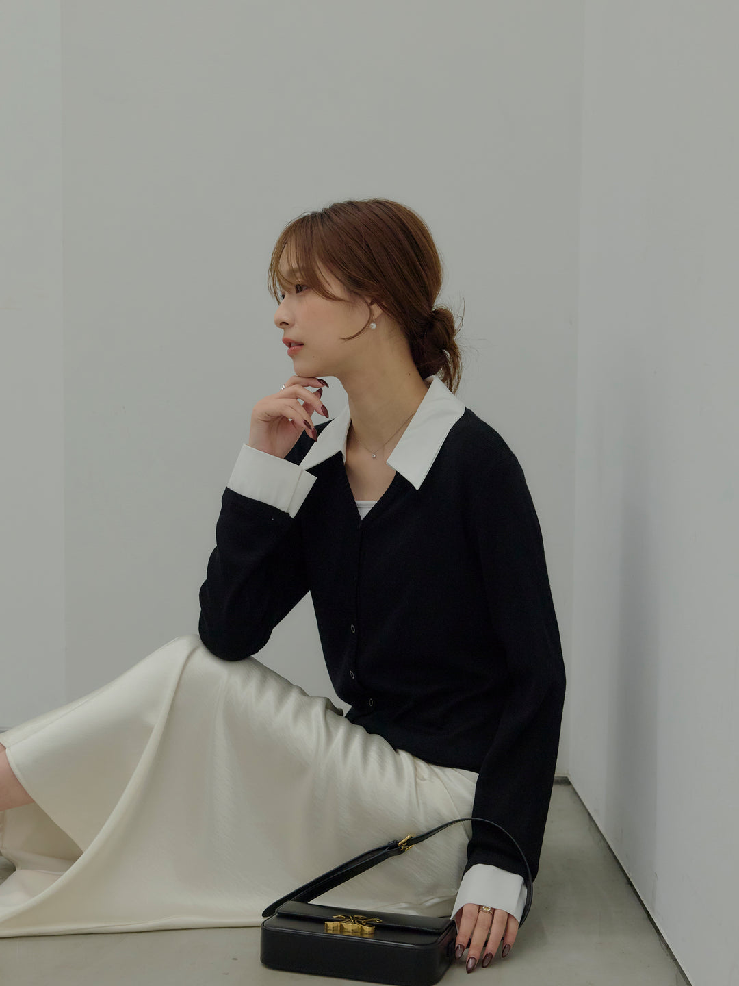 【SET】襟付きポロニットカーディガン+リュクスAラインサテンスカート(2set)