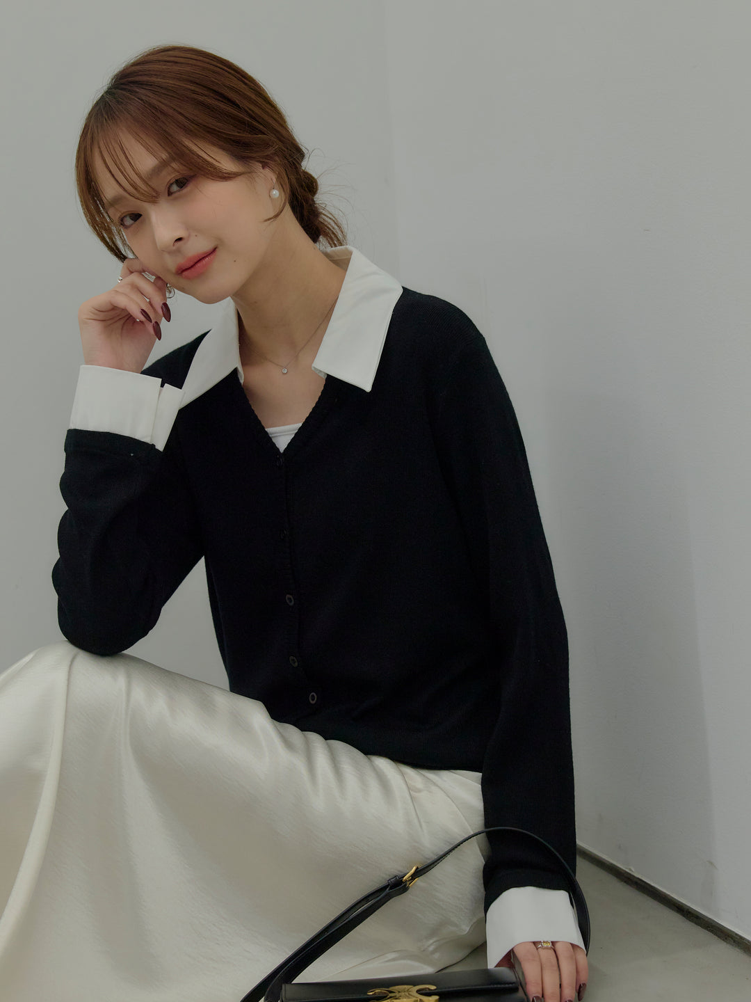 【SET】襟付きポロニットカーディガン+リュクスAラインサテンスカート(2set)