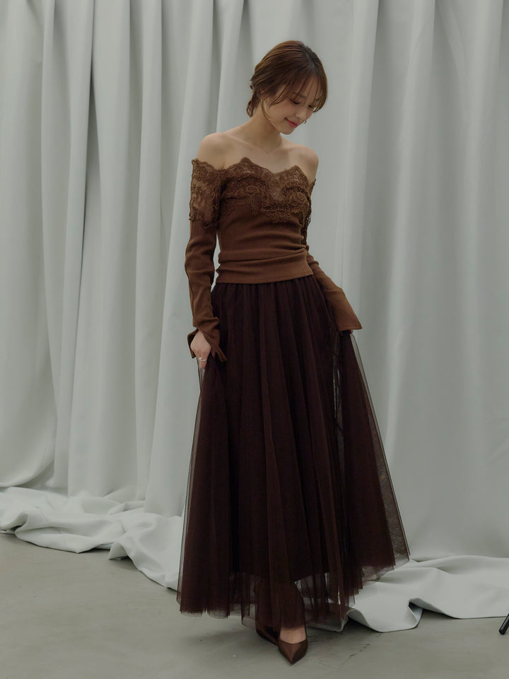 レースドッキングオフショルトップス