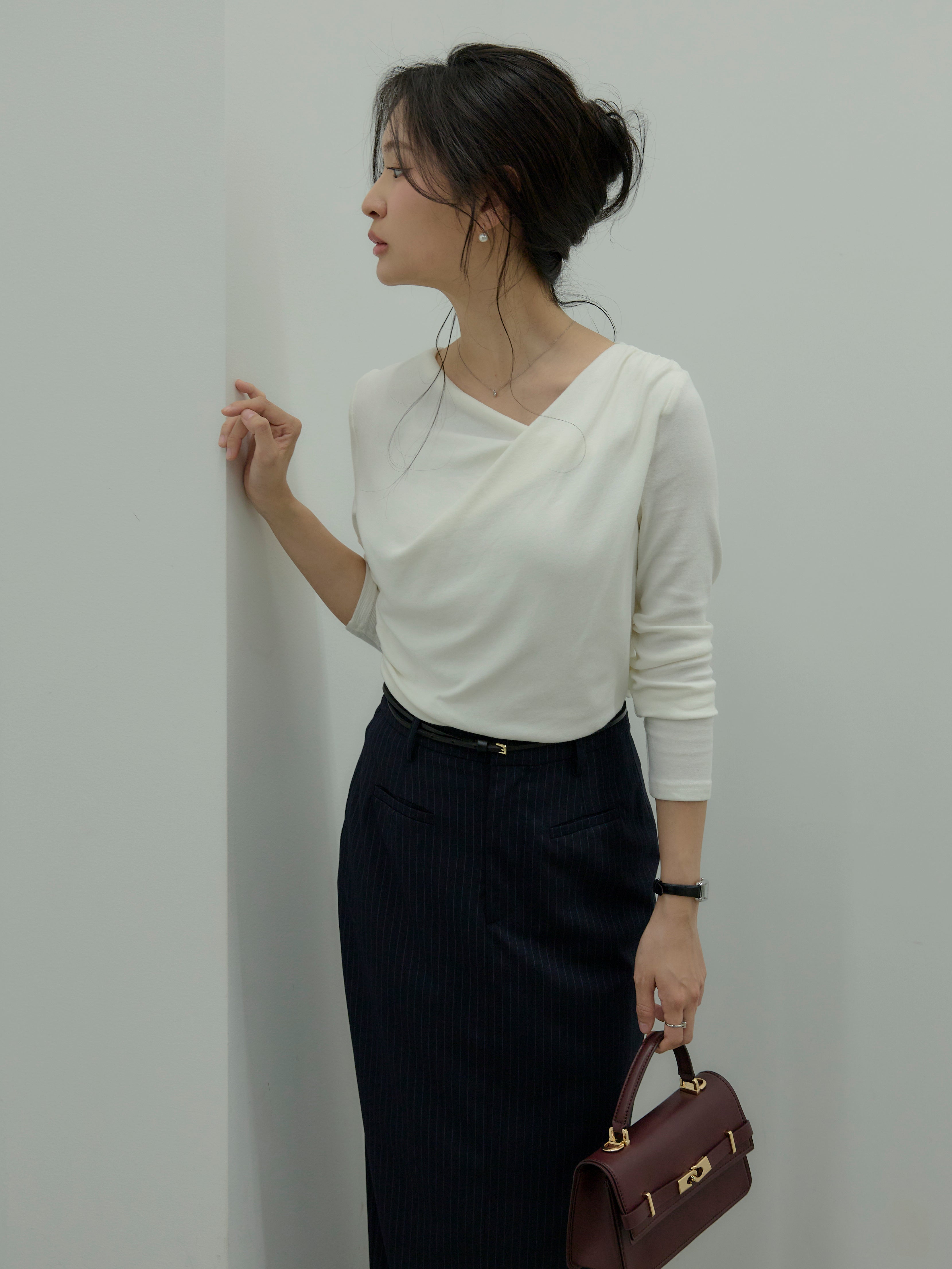SET】ドレープデザインカットソー+【Essential】Authentic pencil skrt