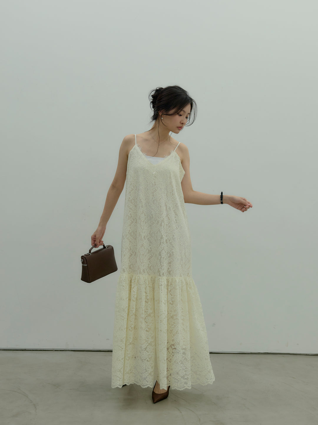 フラワーレースフレアキャミドレス