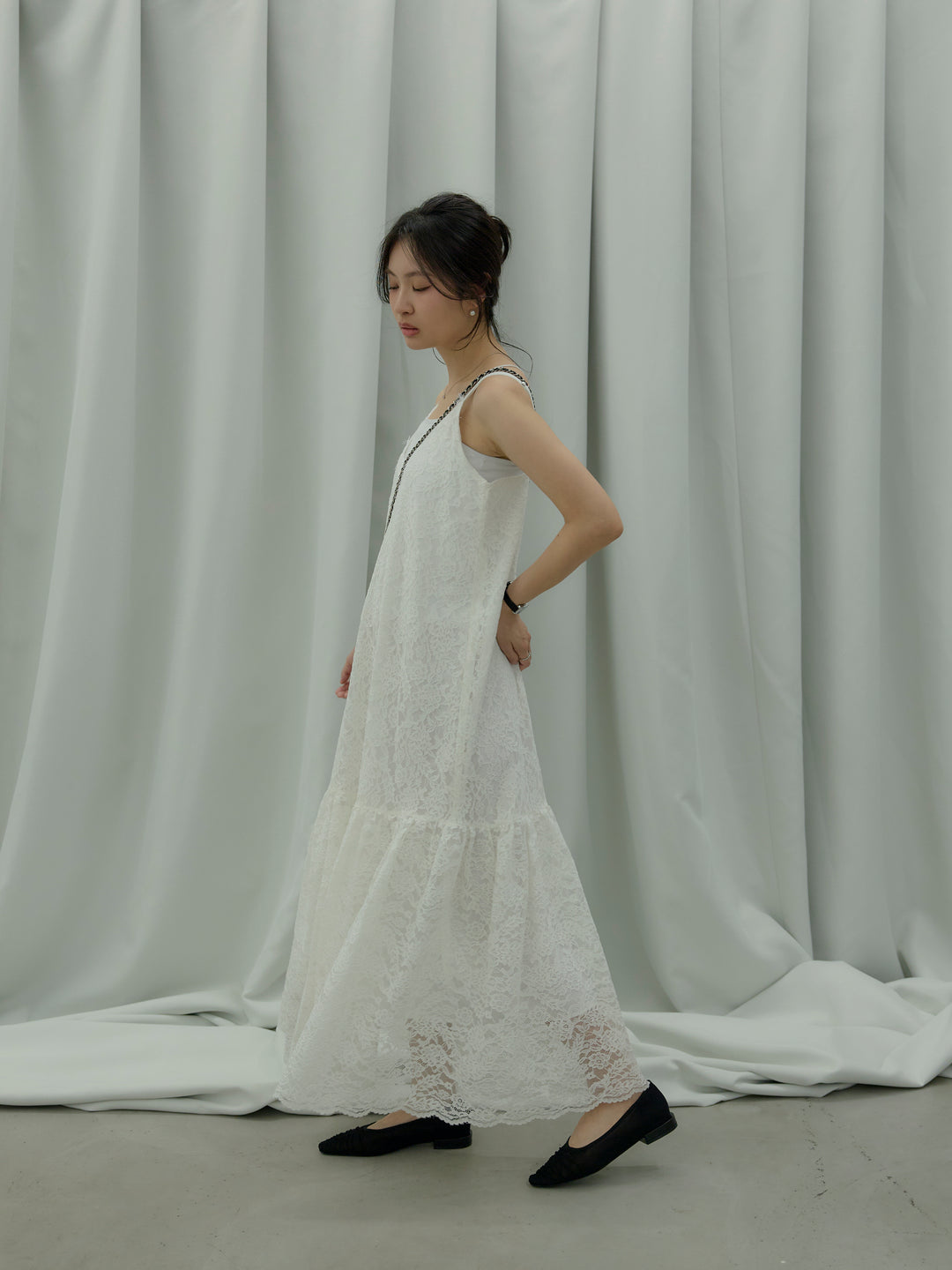 フラワーレースフレアキャミドレス