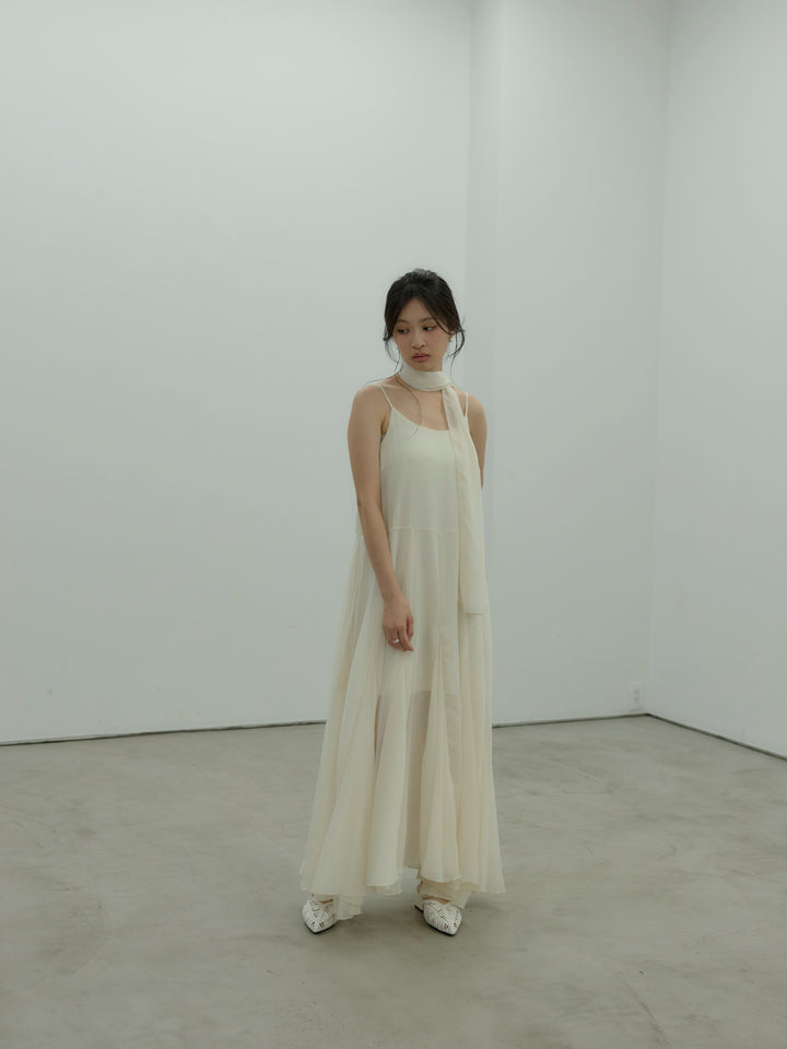 タイ付きシフォンラッフルキャミワンピース