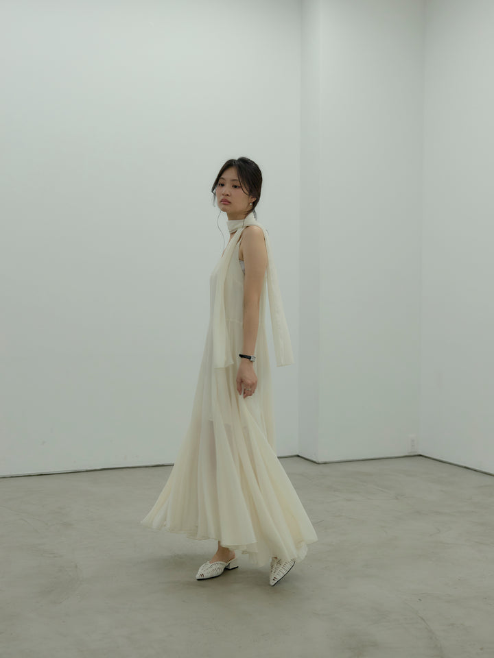タイ付きシフォンラッフルキャミワンピース