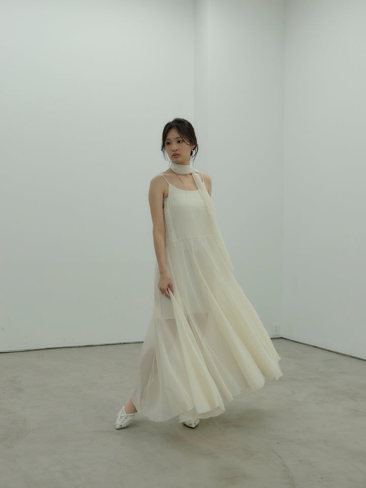 タイ付きシフォンラッフルキャミワンピース