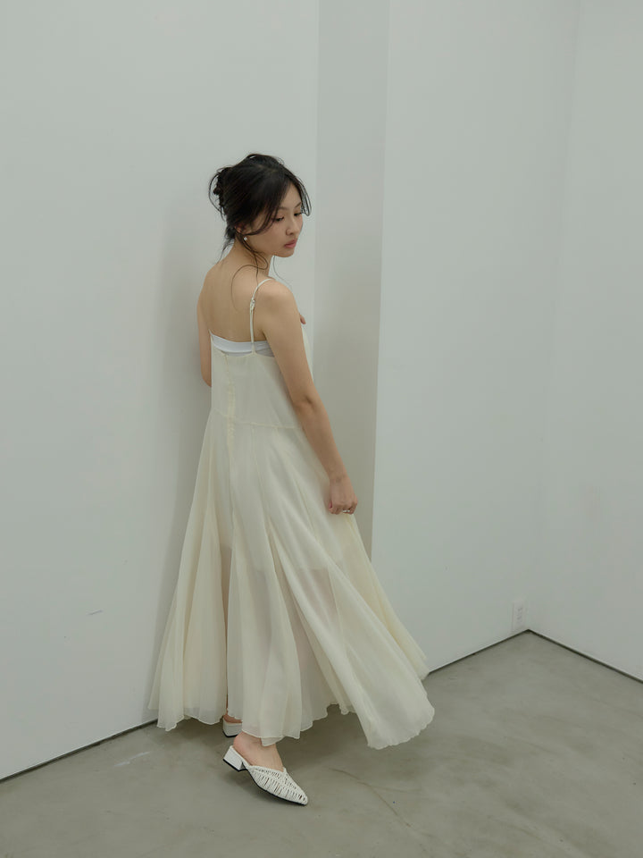タイ付きシフォンラッフルキャミワンピース