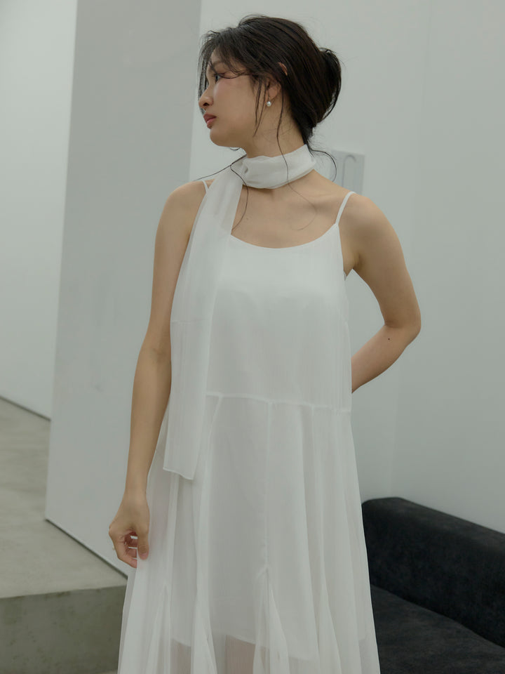 タイ付きシフォンラッフルキャミワンピース