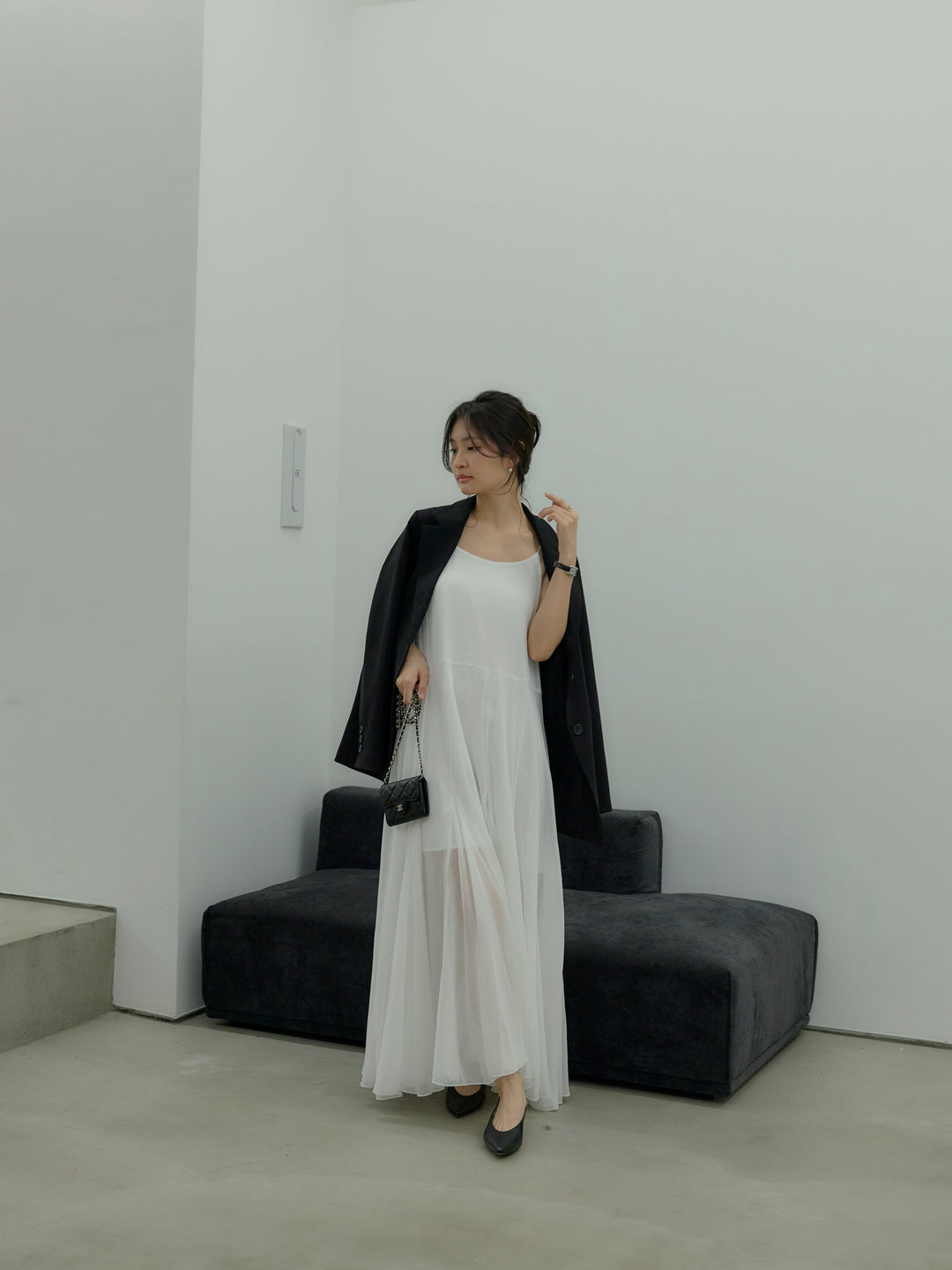 タイ付きシフォンラッフルキャミワンピース