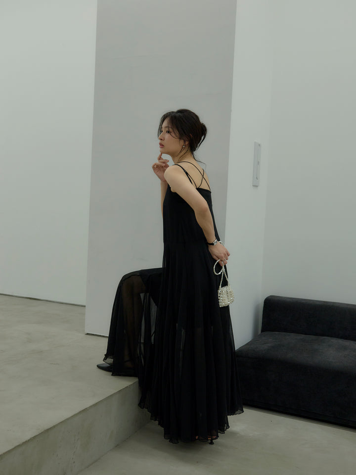 タイ付きシフォンラッフルキャミワンピース