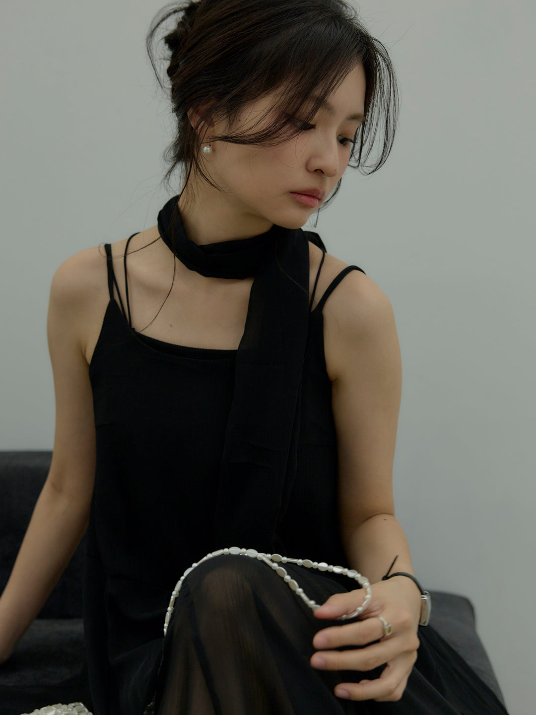 タイ付きシフォンラッフルキャミワンピース