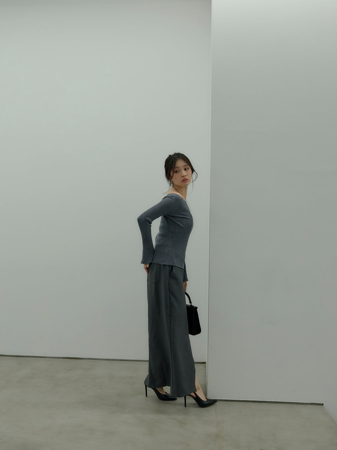 フロントラップスリムスカート