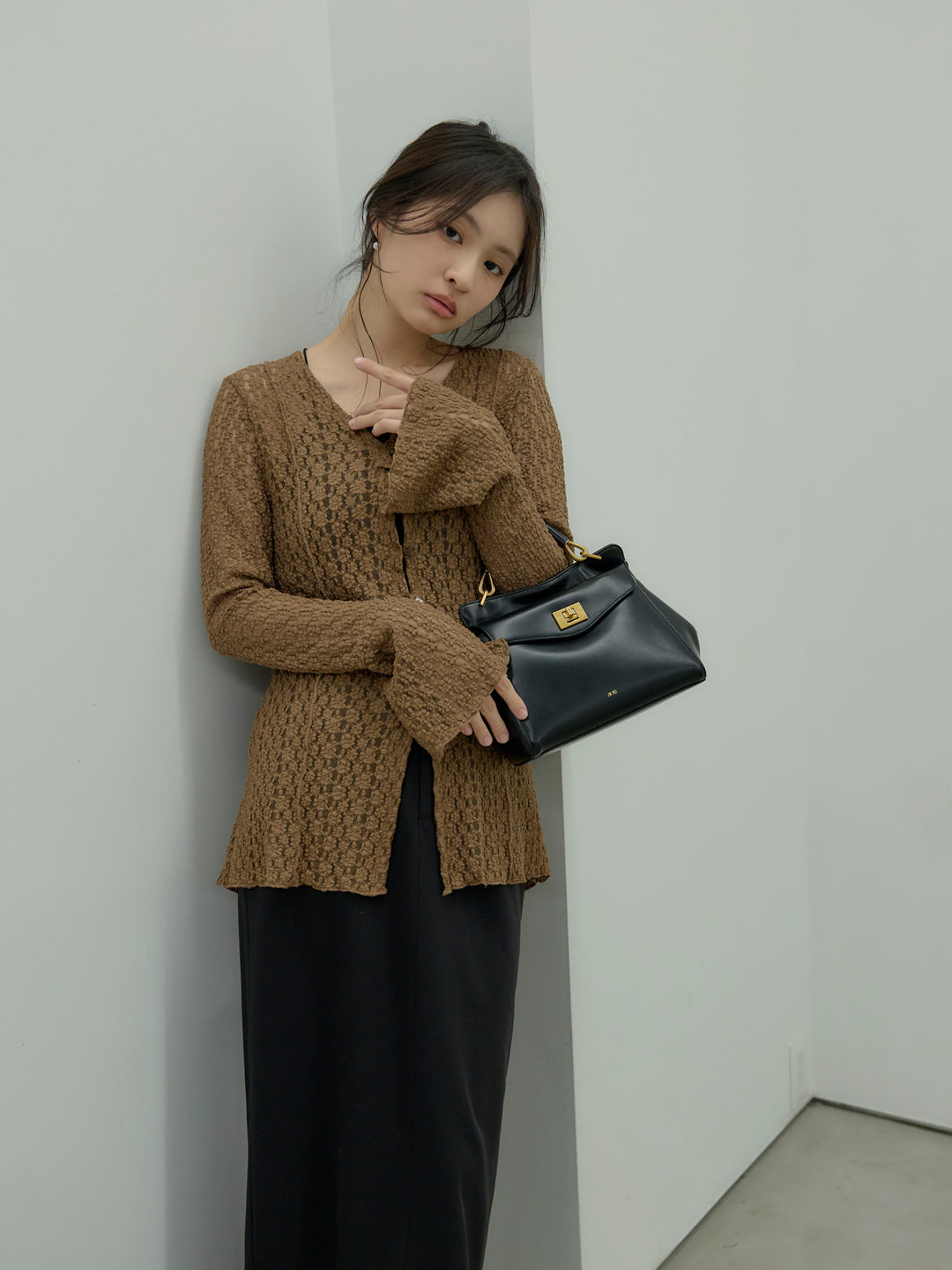 【SET】カットレースVネックカーディガン+【Essential】Authentic pencil skrt(2set)