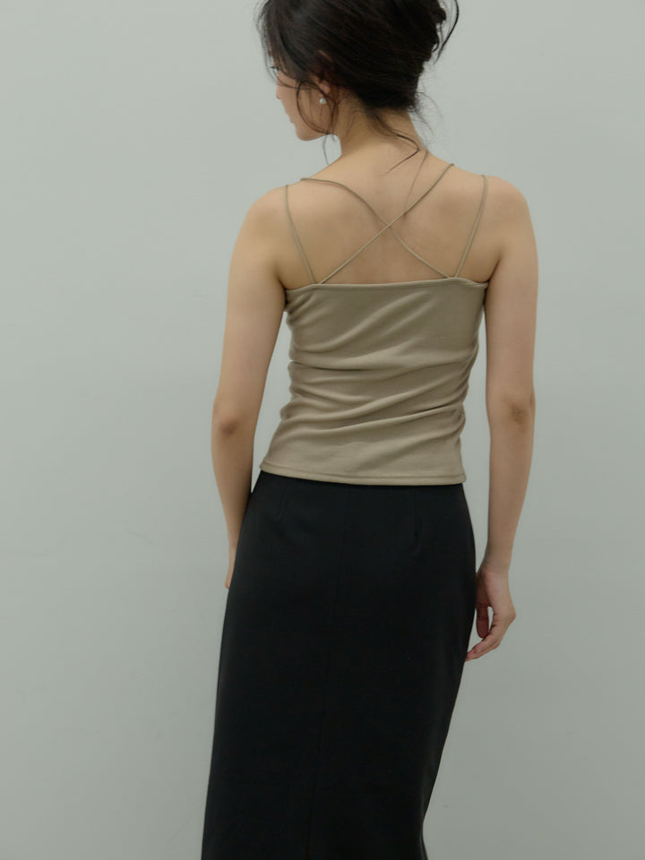 カットリブカップ付きバッククロスキャミソール