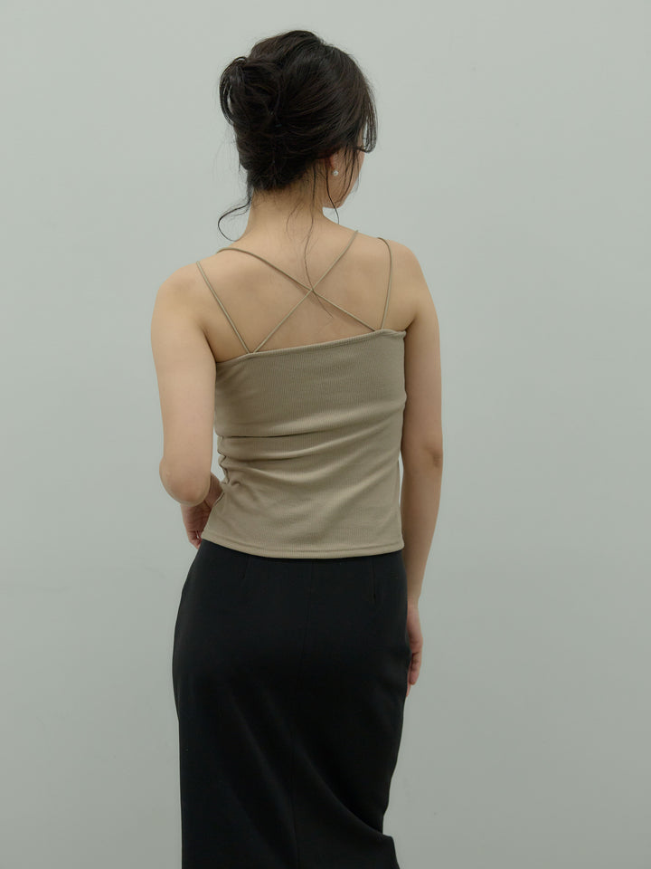 カットリブカップ付きバッククロスキャミソール