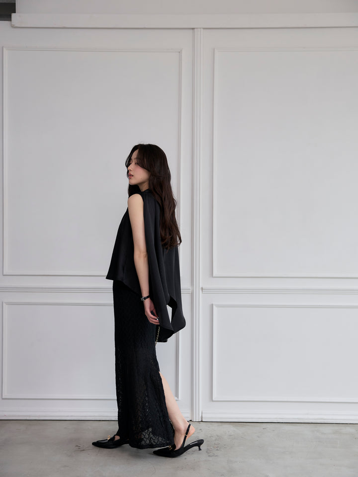 バックデザインサテンノースリーブトップス