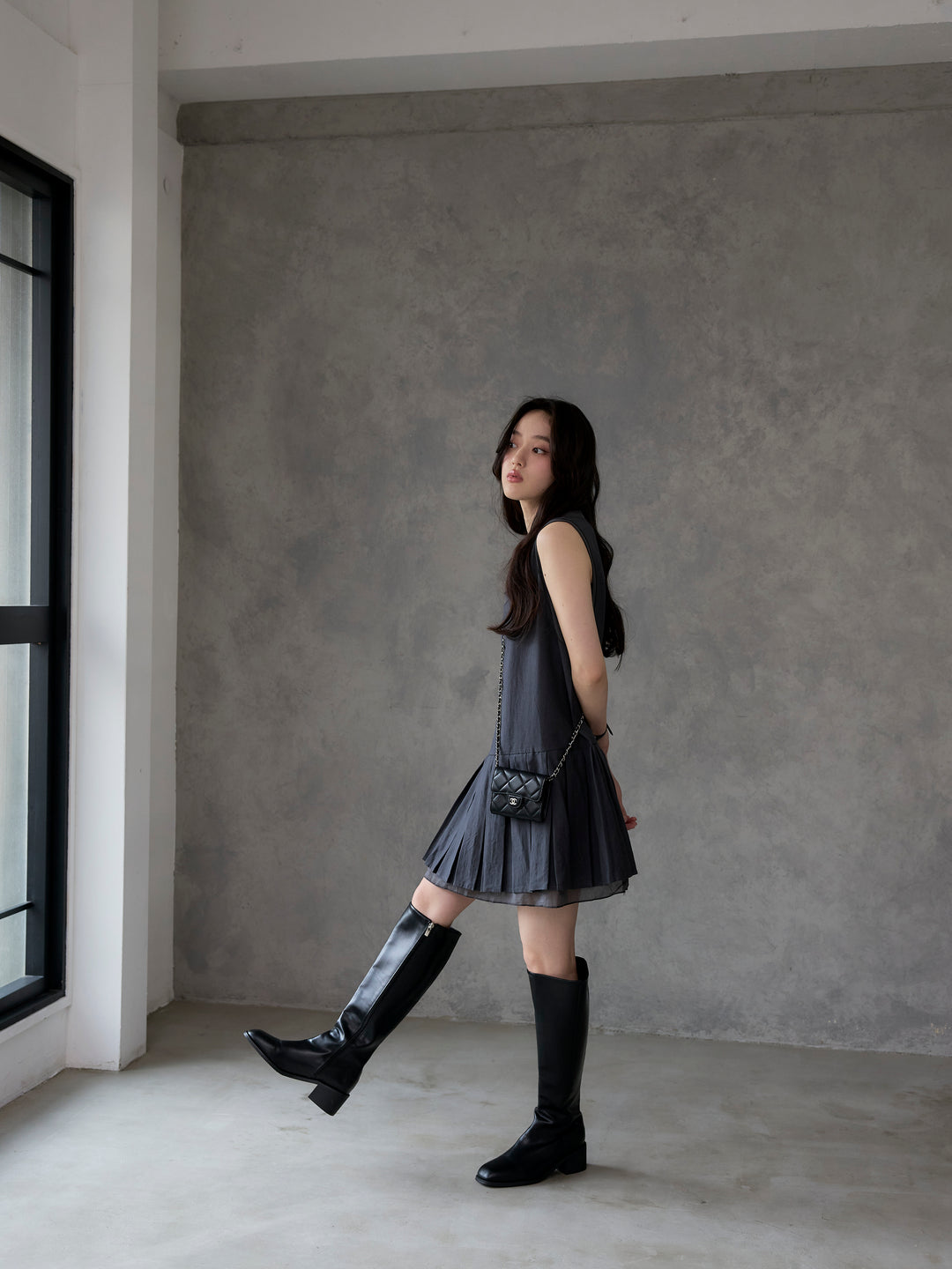 シアーレイヤードプリーツミニワンピース