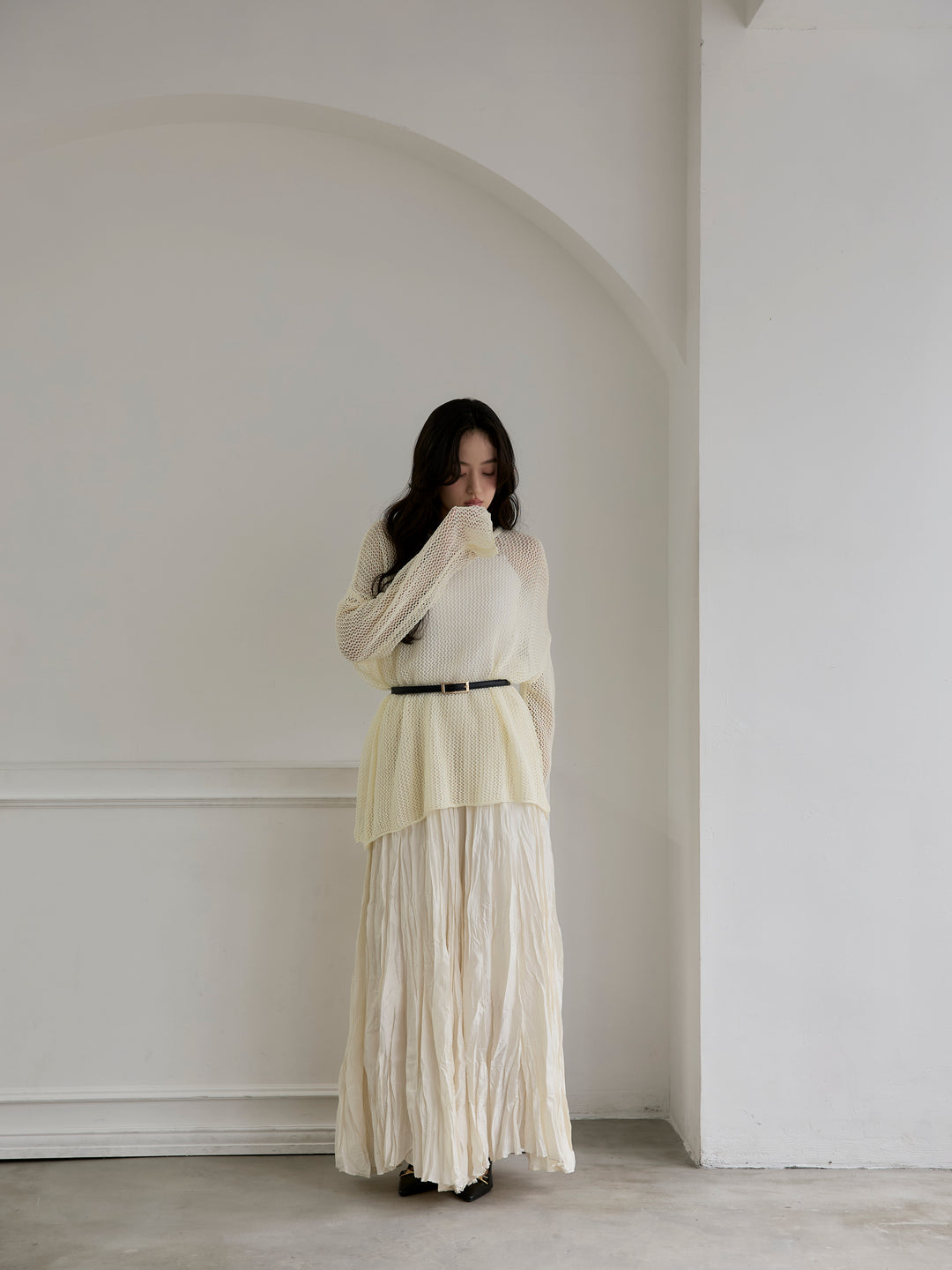 【SET】リネンタッチメッシュルーズトップス+カットリブカップ付きバッククロスキャミソール(2set)