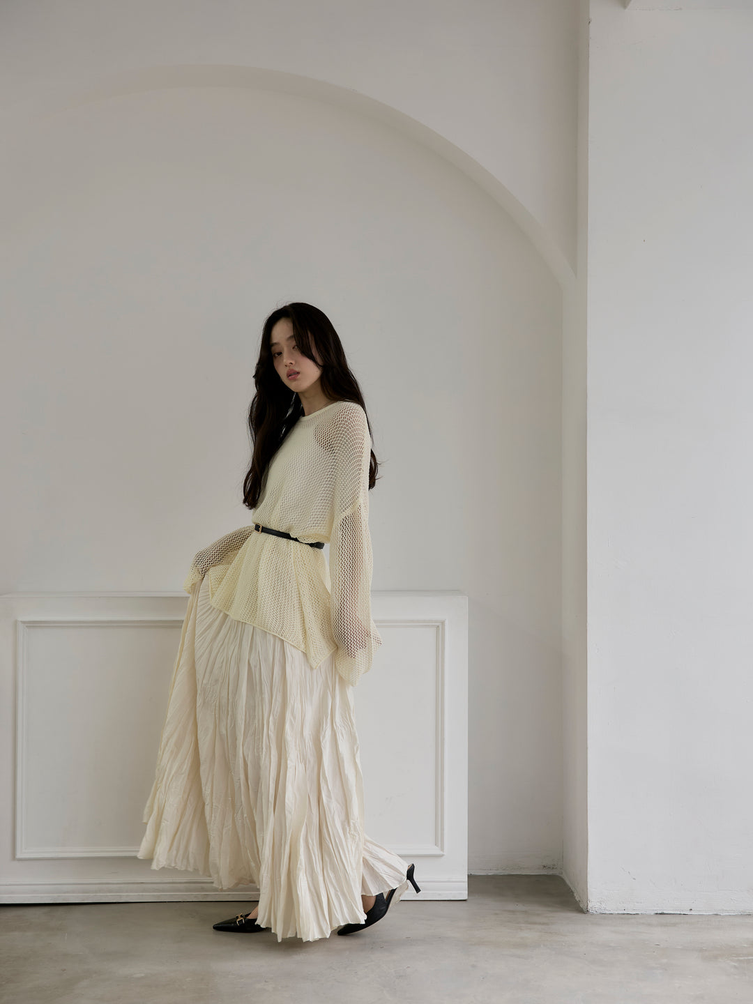 【SET】リネンタッチメッシュルーズトップス+カットリブカップ付きバッククロスキャミソール(2set)