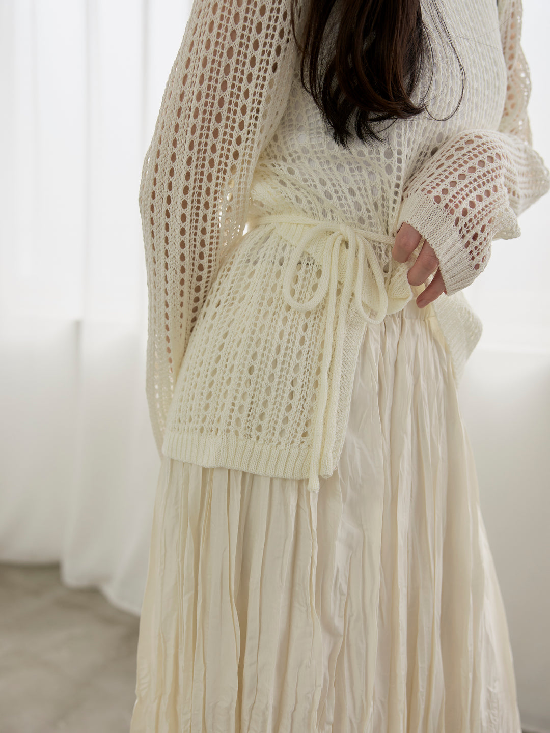 リネンタッチデザイン編みタイ付きルーズトップス