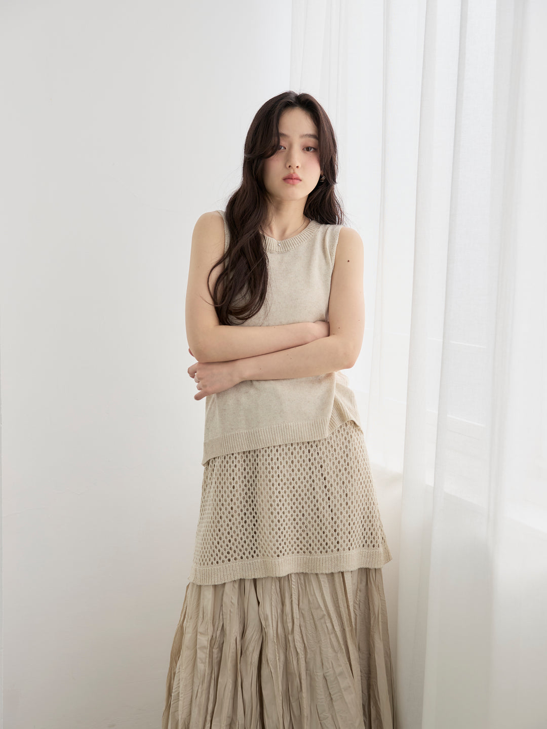 【SET】リネンタッチノースリトップス&透かし編みラップミニスカートSET+カットリブカップ付きバッククロスキャミソール(2set)