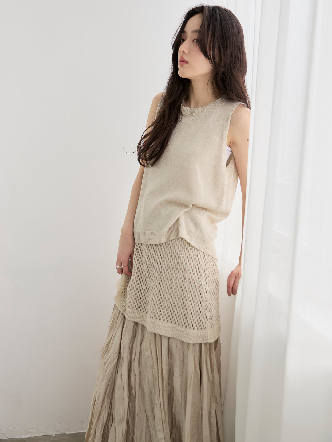 【SET】リネンタッチノースリトップス&透かし編みラップミニスカートSET+カットリブカップ付きバッククロスキャミソール(2set)