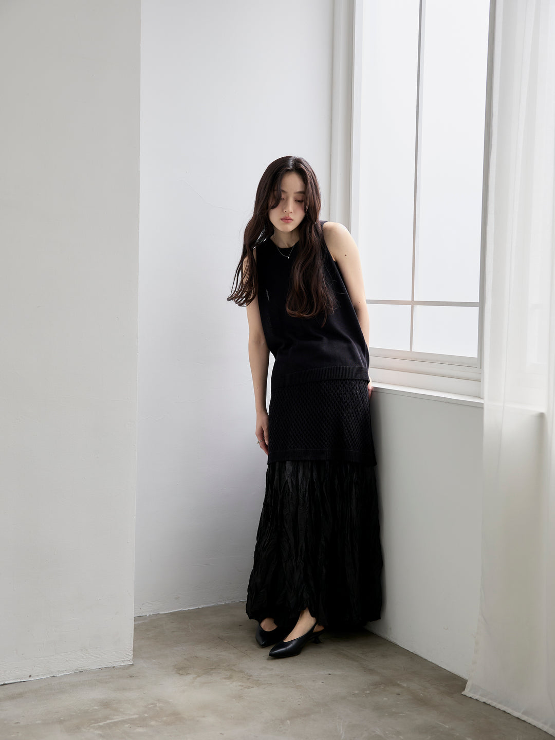 【SET】リネンタッチノースリトップス&透かし編みラップミニスカートSET+カットリブカップ付きバッククロスキャミソール(2set)