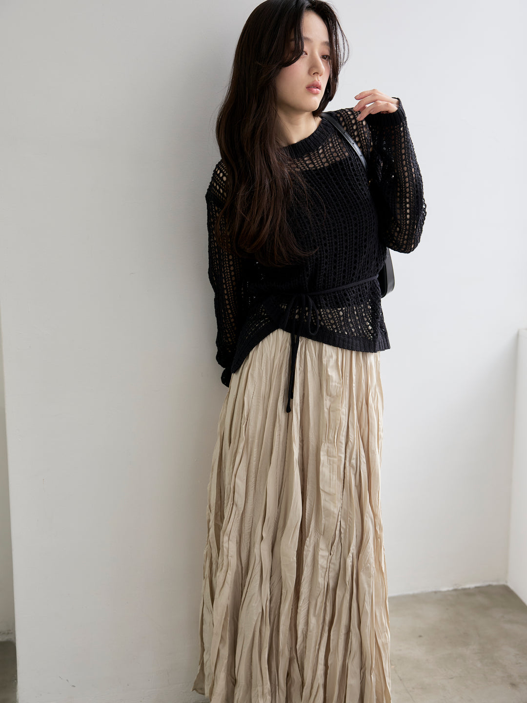 【SET】リネンタッチデザイン編みタイ付きルーズトップス+グロッシーワッシャープリーツスカート(2set)