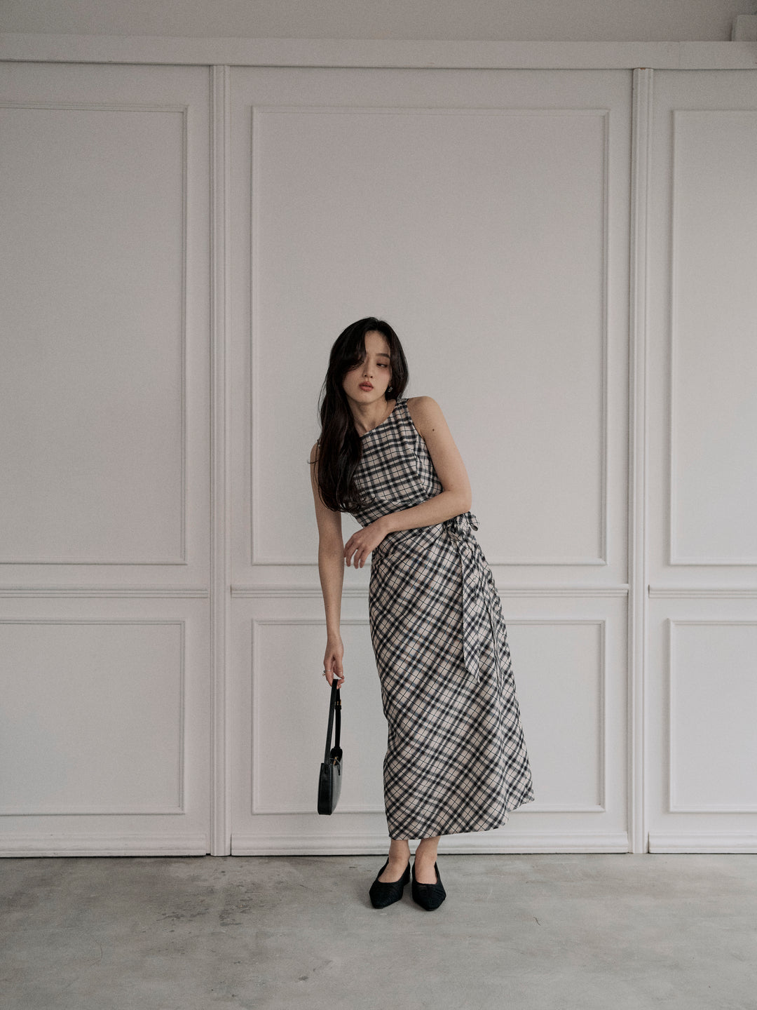 チェックドレープデザインノースリーブワンピース